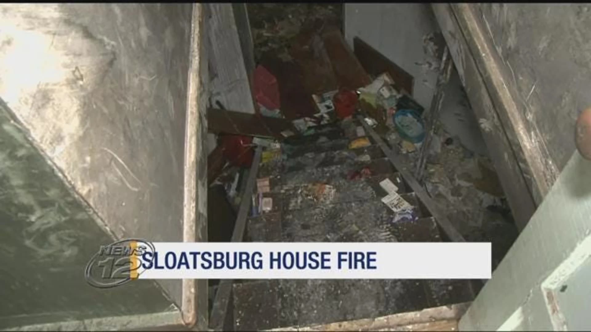 Mother saves daughter from fire
