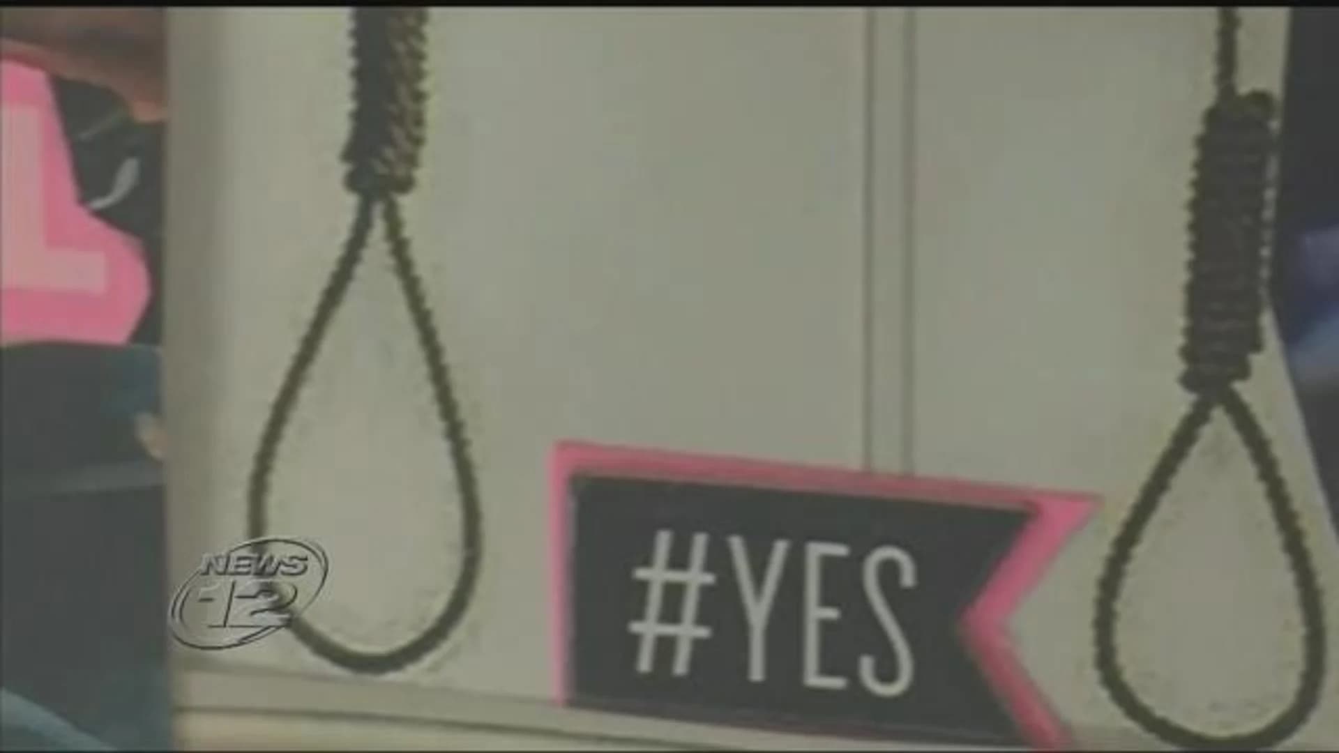 2 teachers tied to Roosevelt school noose photo fired, 1 on paid leave