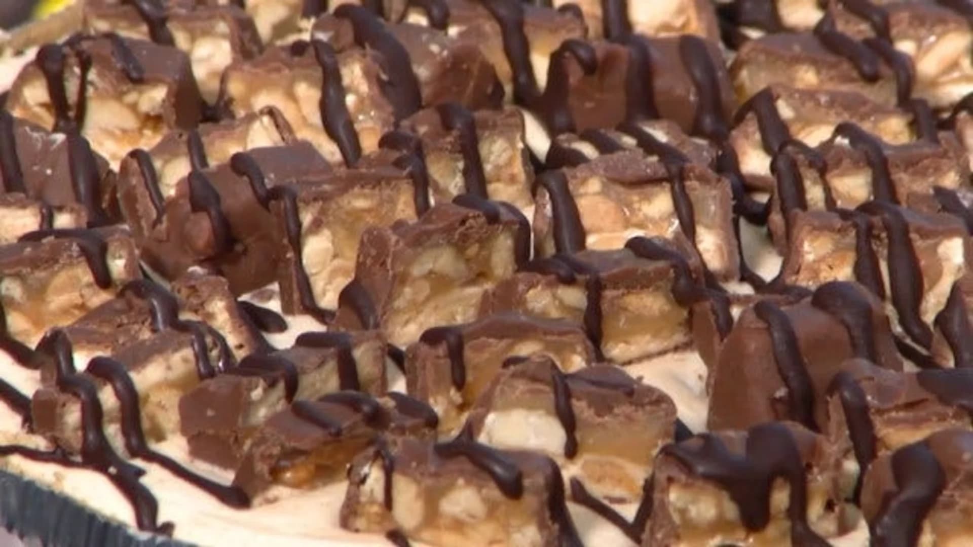 Tasty Tuesday: No-bake pies with leftover Halloween candy