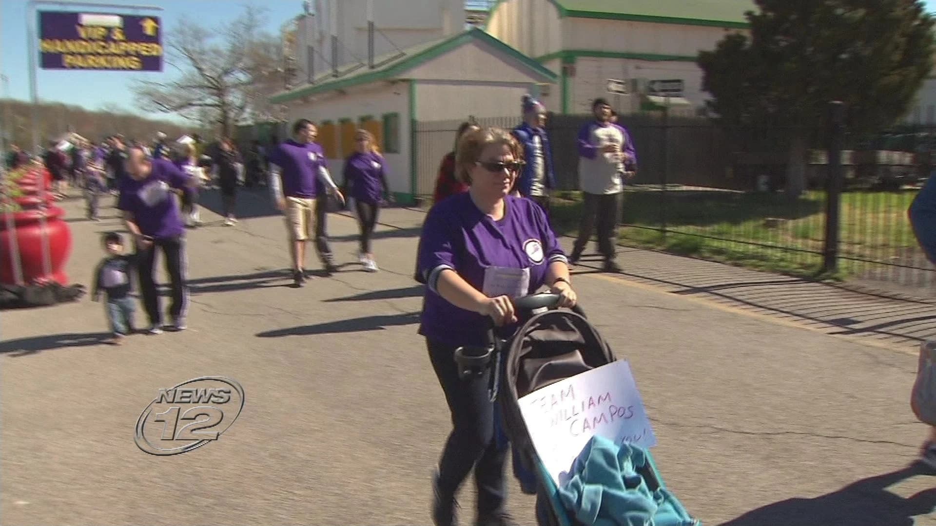 Thousands walk to fight pancreatic cancer