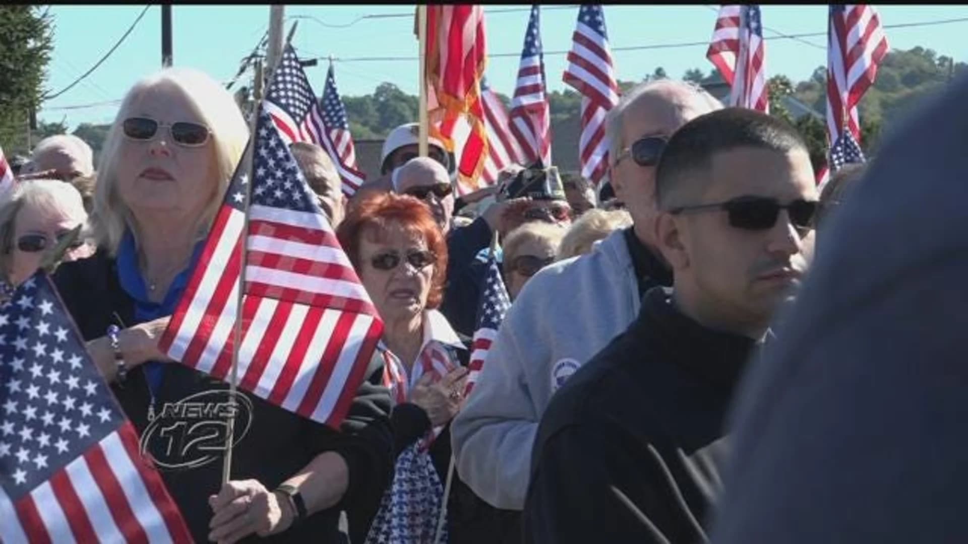 Over 100 gather at ‘Stand up for America’ rally in Carmel