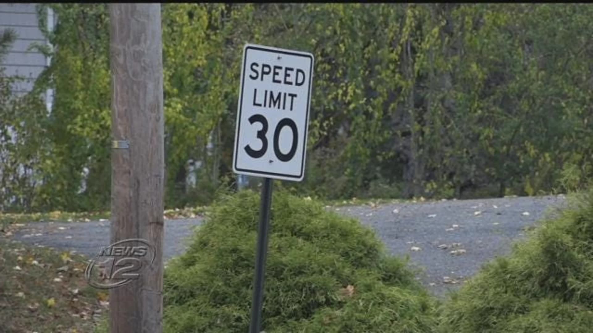 Montrose resident fears speeding cars down local road