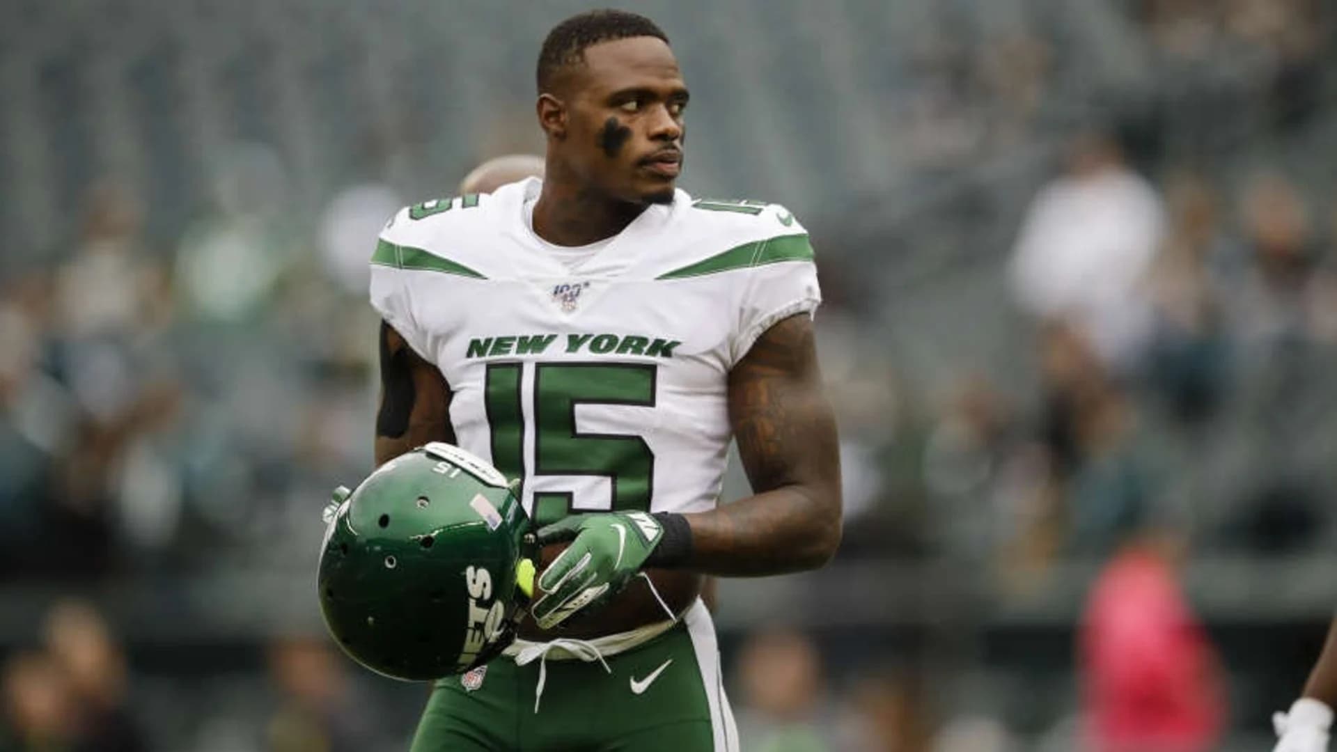 DOJ: Ex-Jets WR charged in $24M scheme to obtain COVID-19 relief funds