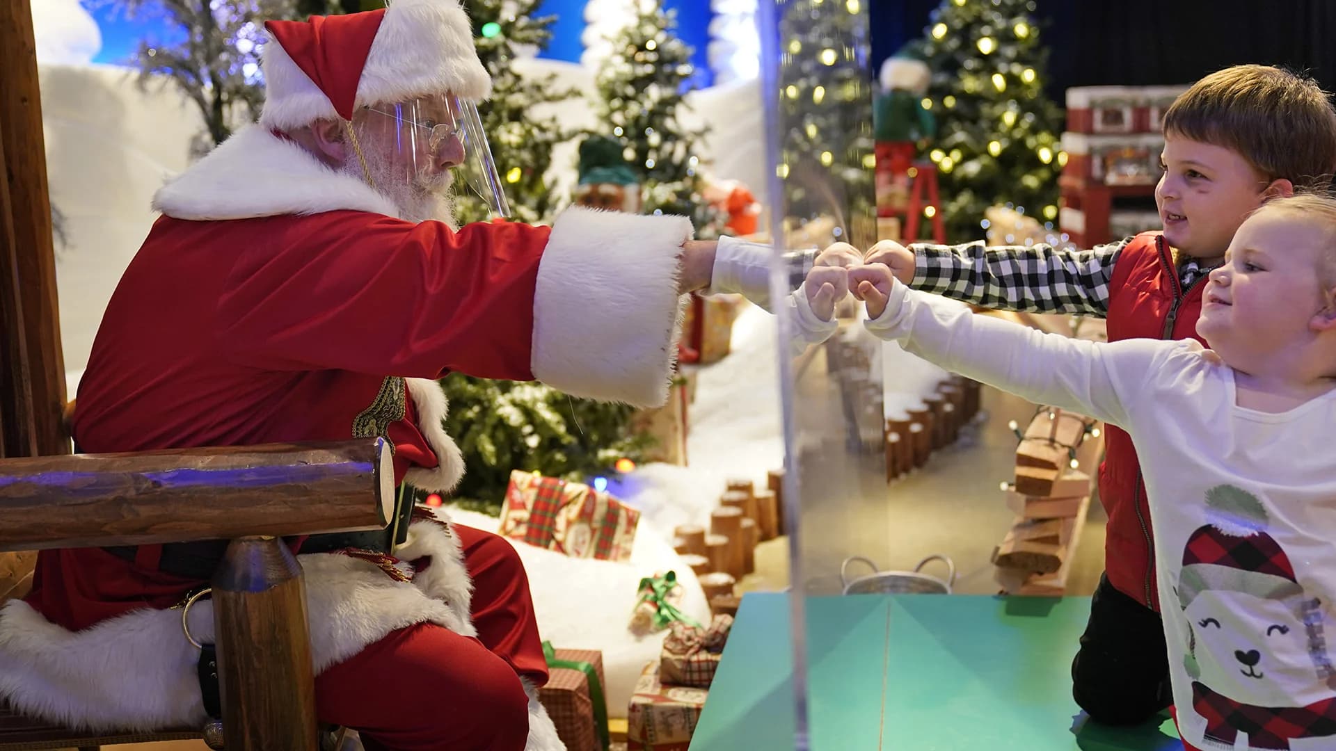 Guide: Dine with Santa in the Hudson Valley