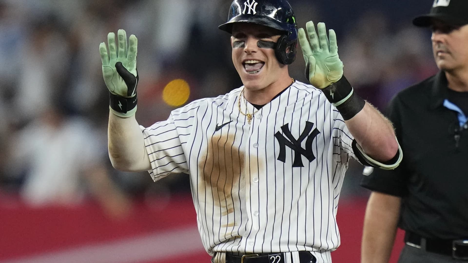 Mets and center fielder Harrison Bader agree to 1-year deal for about $10 million, AP source says
