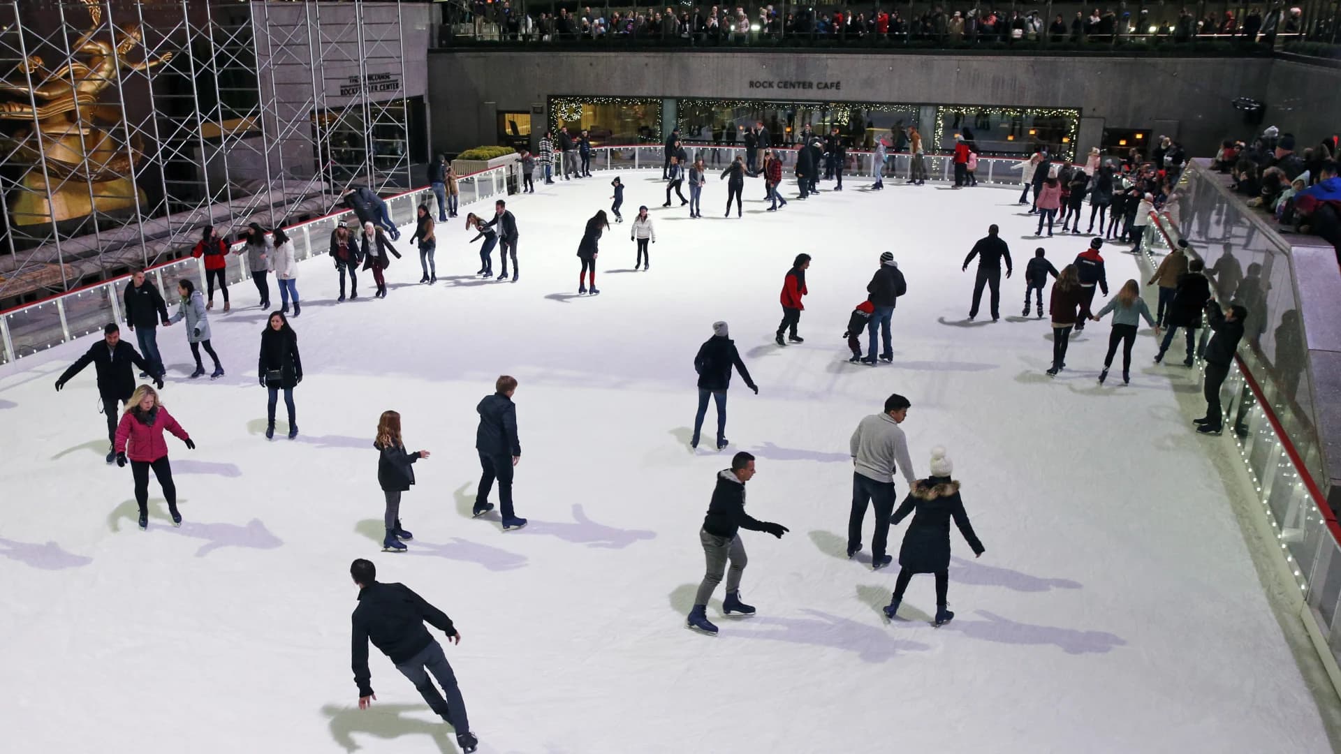 Skates (and masks) on! Rockefeller Center ice rink opens