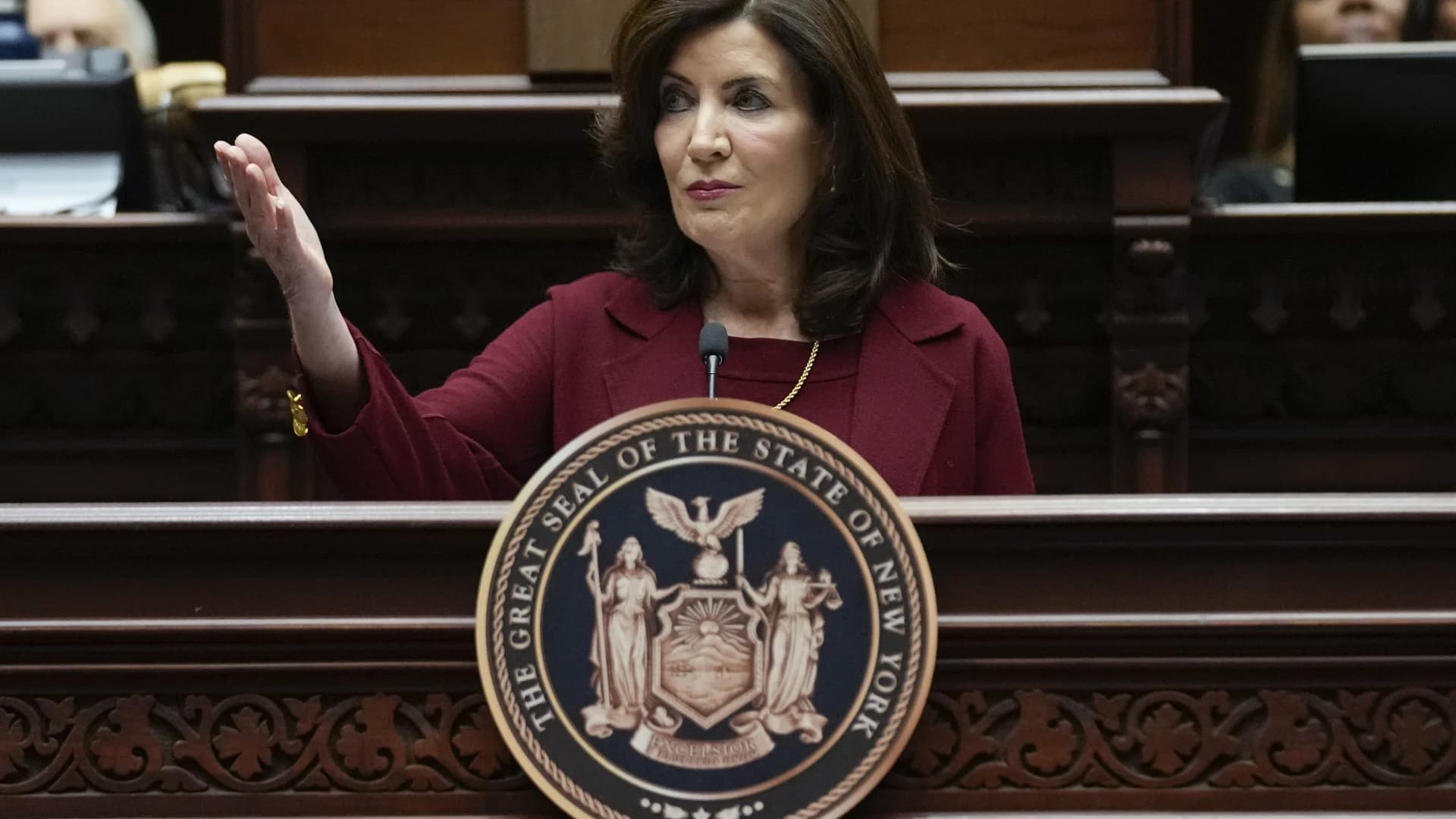 Gov. Hochul outlines agenda in 2024 State of the State address as crucial House elections near