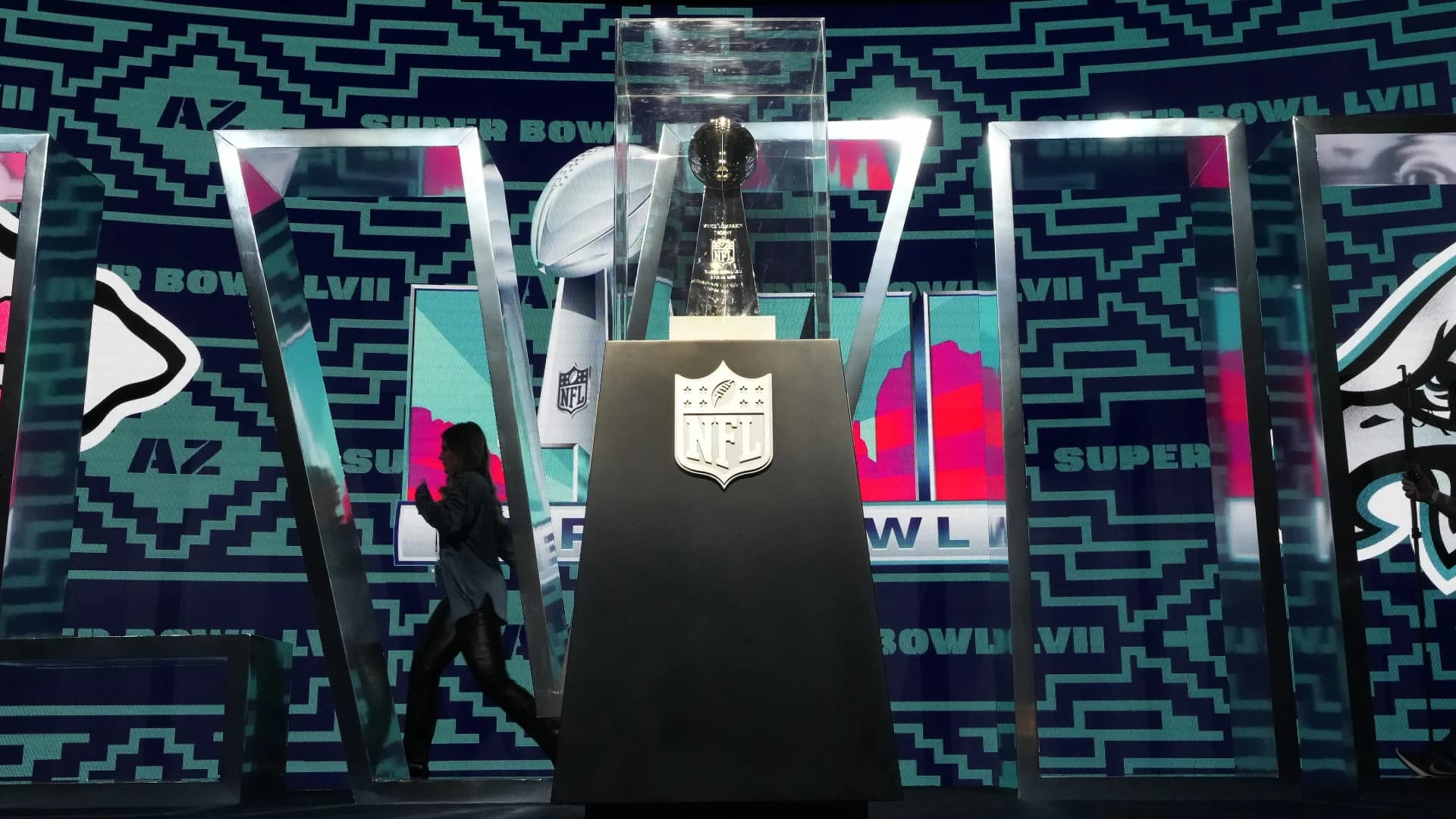 Fox sells out Super Bowl ads: crypto out, alcohol in