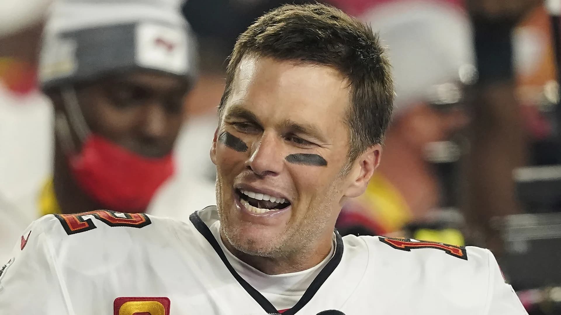 Tom Brady to join Fox Sports when playing career ends