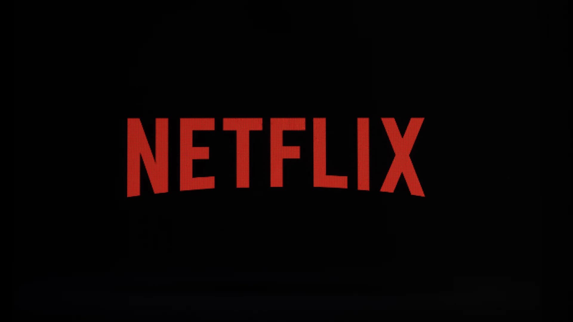 Netflix to test additional charges for password sharing