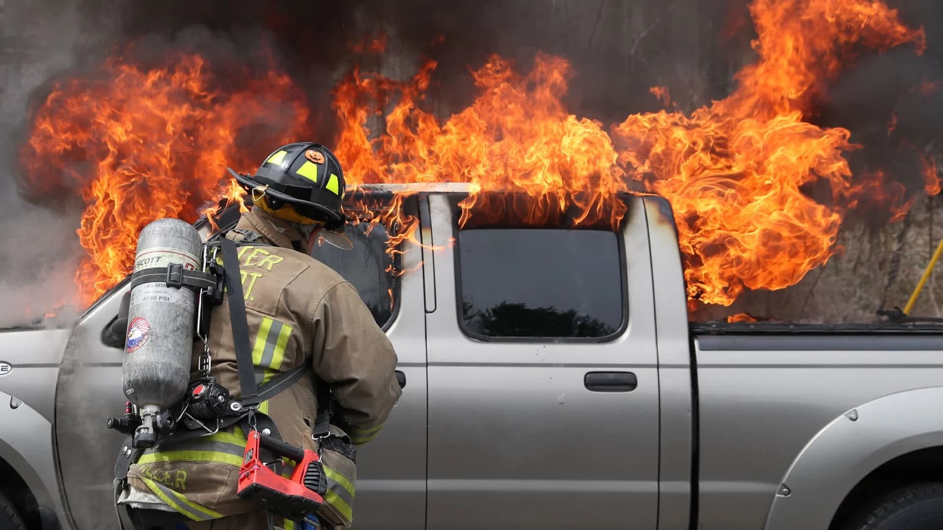 What’s Hot: Brewster firefighters extinguish pickup truck fire
