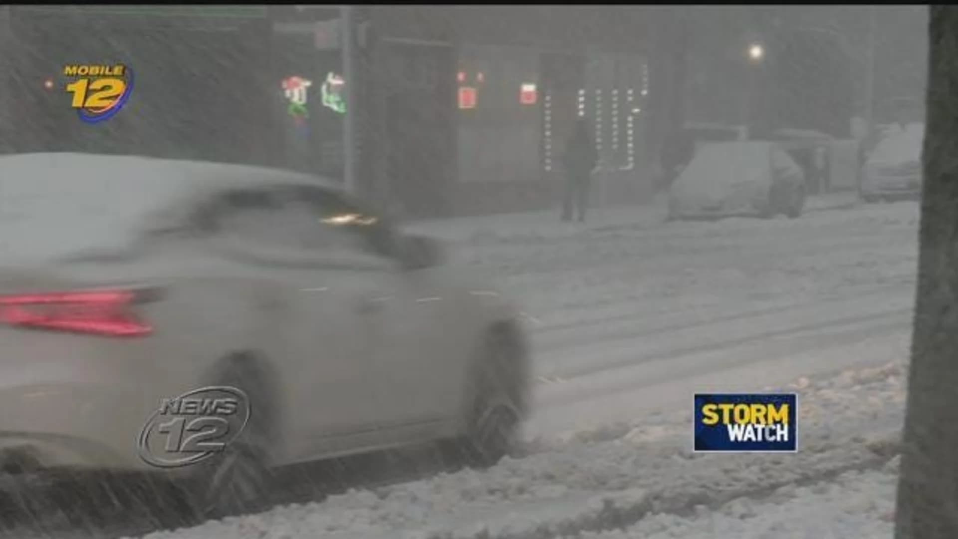 Heavy snow causes traffic problems in New Rochelle