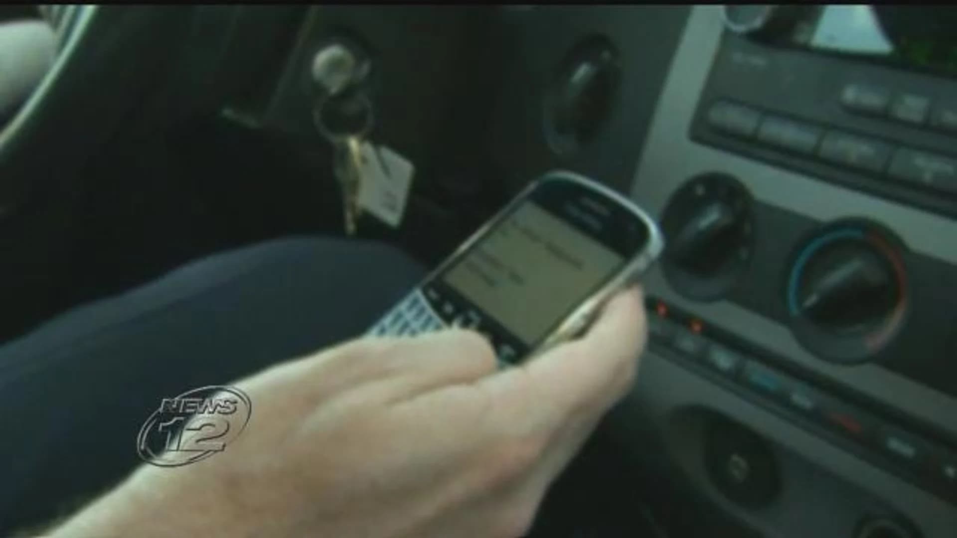 New York eyes 'textalyzer' to combat distracted driving