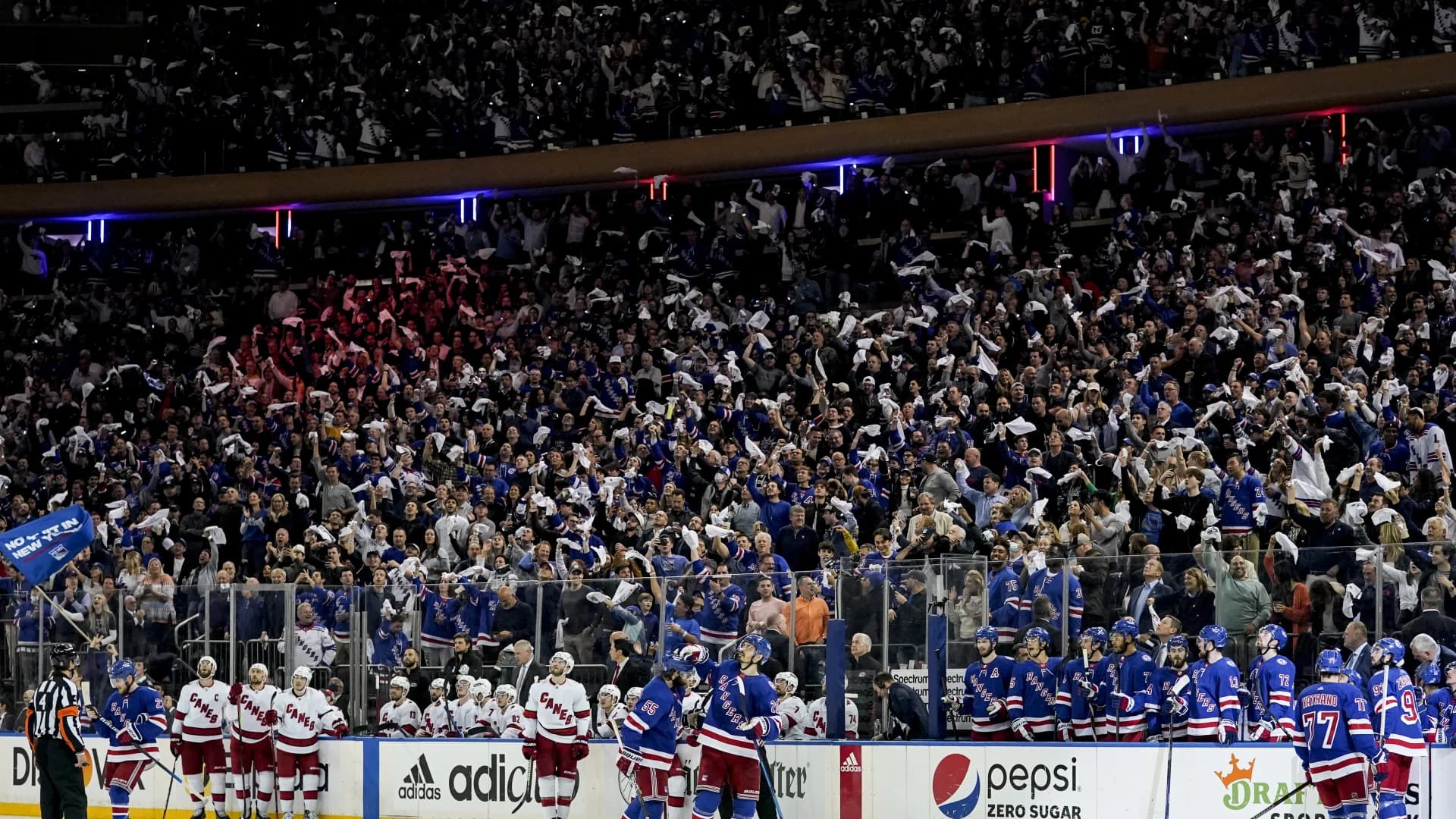 Rangers power past Hurricanes 4-1 in Game 4 to even series